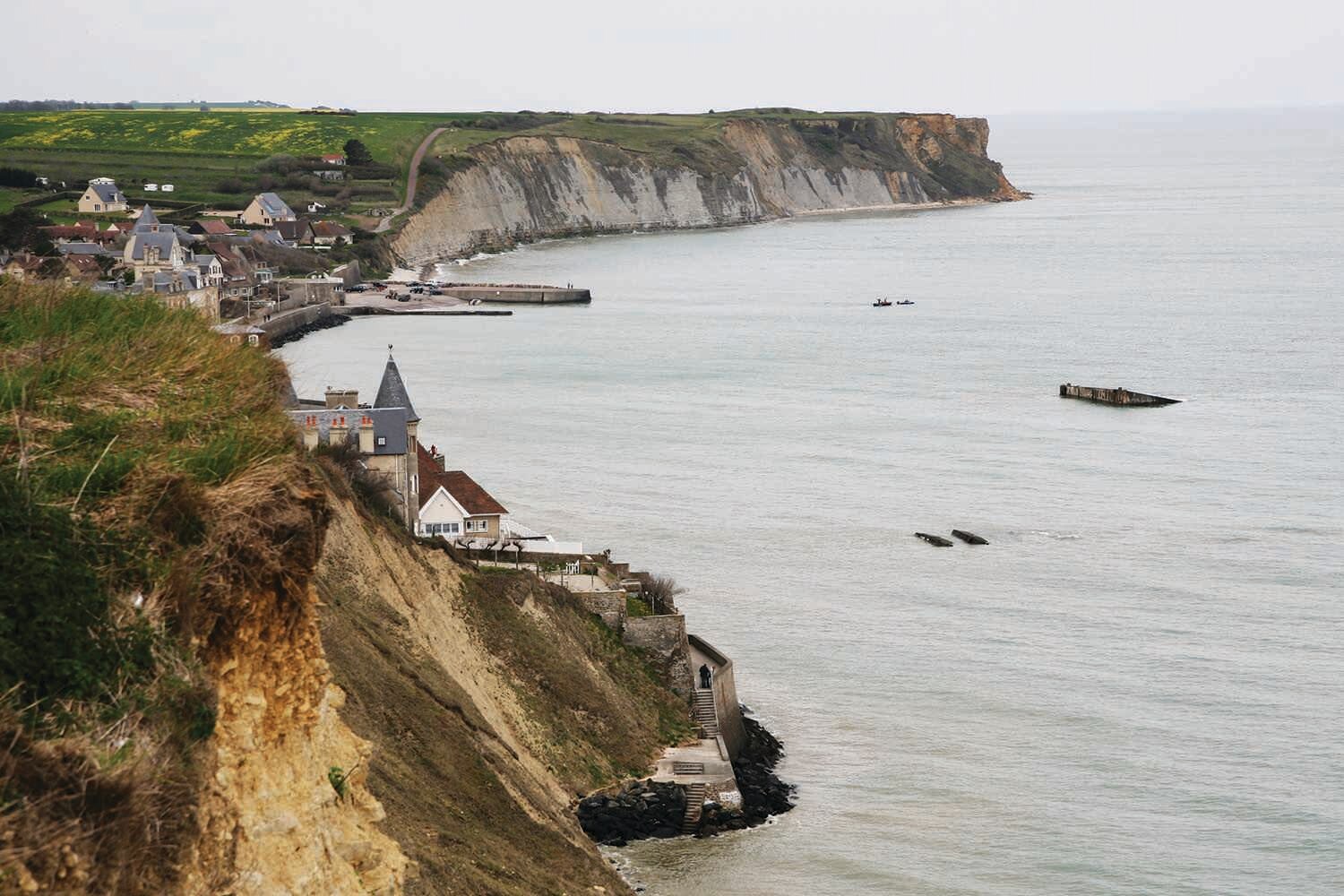 /Assets/CruiseGallery/Thumb/parisnormandy_ss52703590_Normandy DDayBeach_gallery.jpg